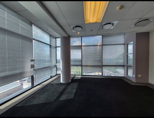 248M² OFFICE TO LET IN SANDTON CENTRAL